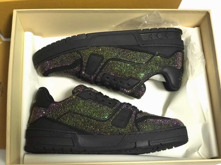 Picture of Louis Vuitton Shoes _SKULVsz39-46mnf074117253